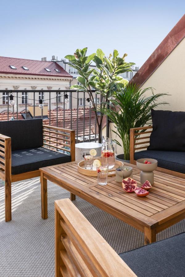 Turnkey I Republic Square Apartments Praha Bagian luar foto