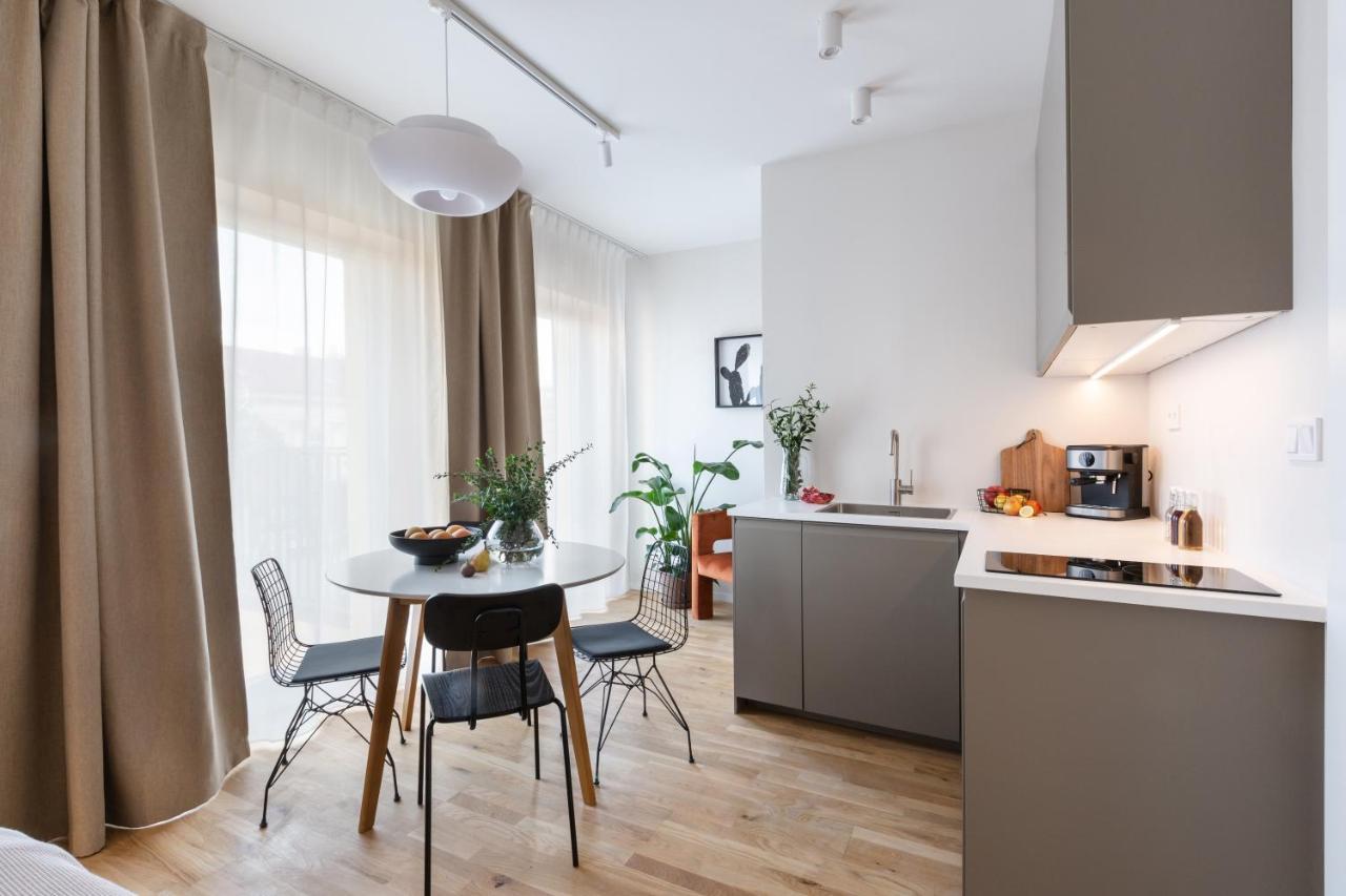 Turnkey I Republic Square Apartments Praha Bagian luar foto