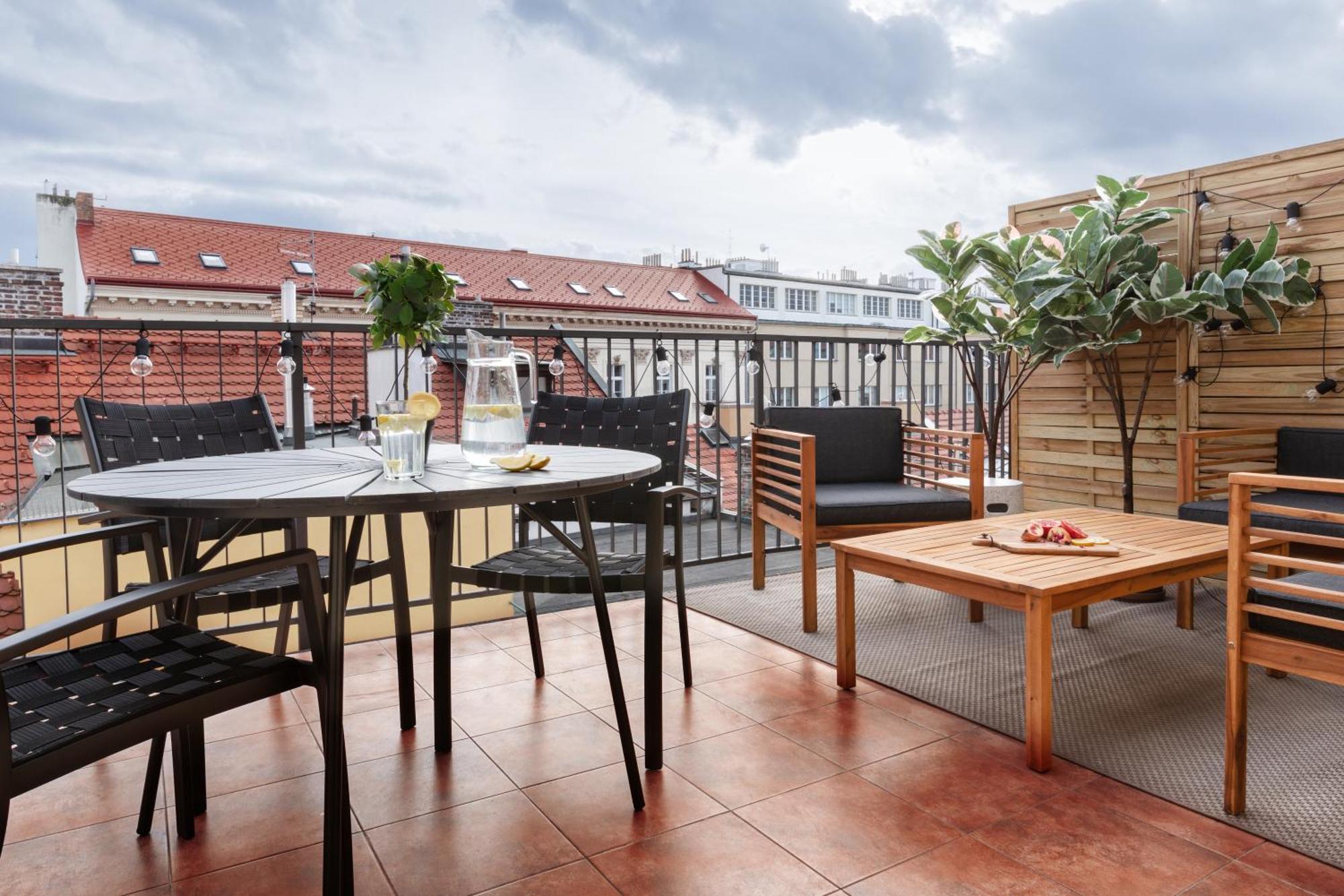 Turnkey I Republic Square Apartments Praha Bagian luar foto
